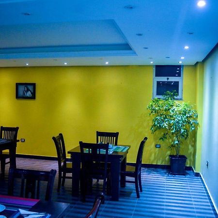 Melodie Hotel Addis Ababa Bagian luar foto