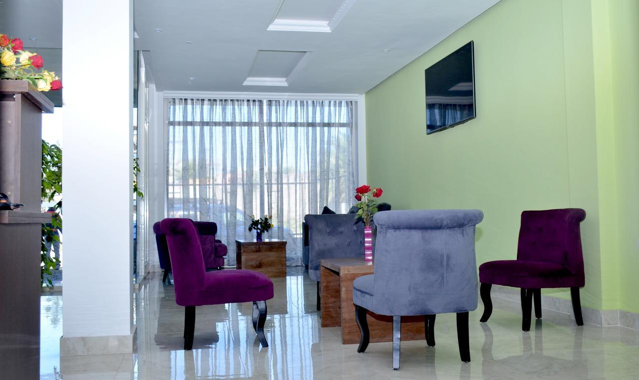 Melodie Hotel Addis Ababa Bagian luar foto