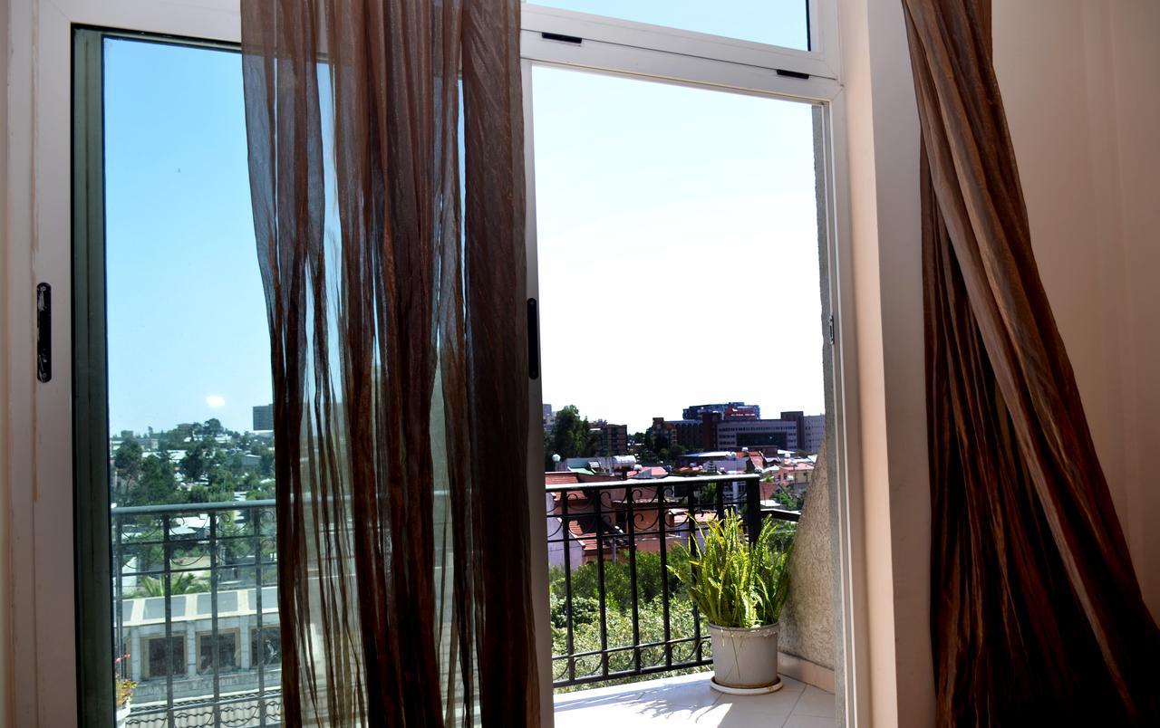 Melodie Hotel Addis Ababa Bagian luar foto