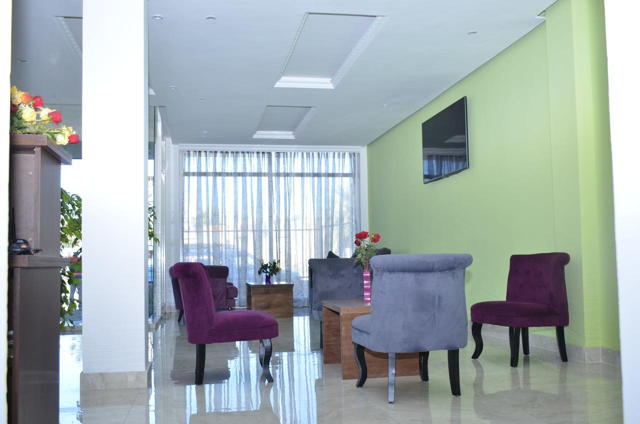 Melodie Hotel Addis Ababa Bagian luar foto