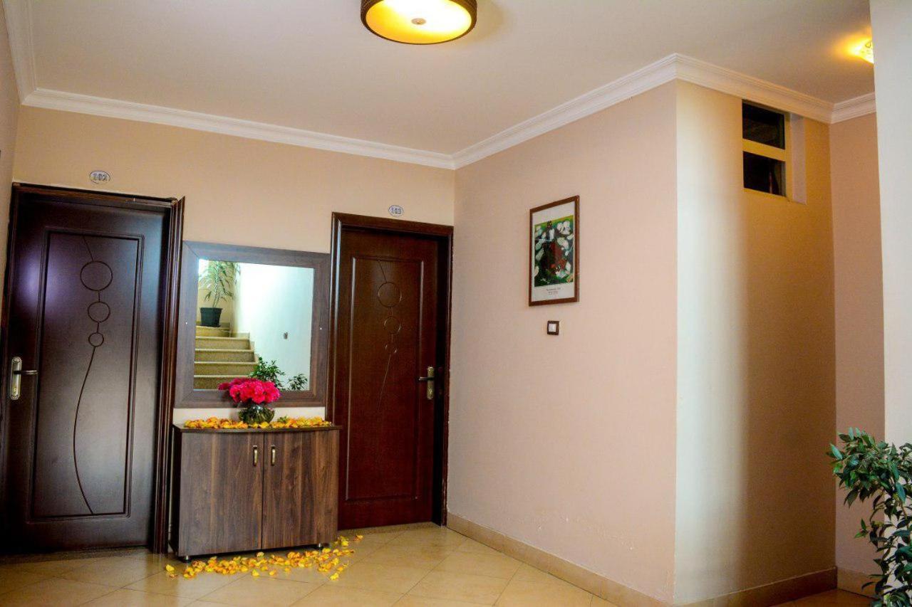 Melodie Hotel Addis Ababa Bagian luar foto