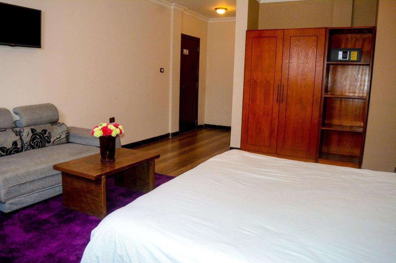 Melodie Hotel Addis Ababa Bagian luar foto