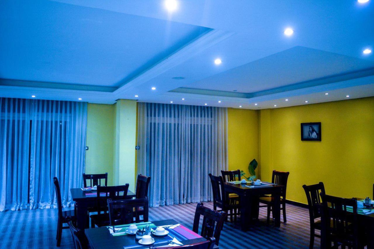 Melodie Hotel Addis Ababa Bagian luar foto